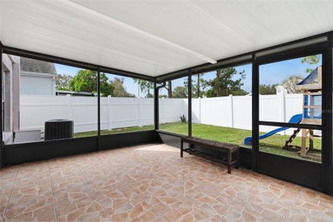 Villa ou maison à vendre à Tampa, Floride: 3 chambres, 137.59 m2 № 1407230 - photo 28