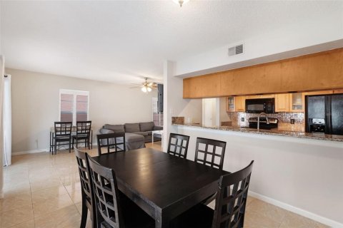 Casa en venta en Tampa, Florida, 3 dormitorios, 137.59 m2 № 1407230 - foto 10