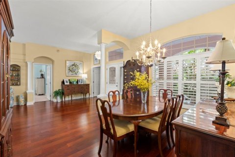 Villa ou maison à vendre à Tampa, Floride: 4 chambres, 229.84 m2 № 1303712 - photo 8