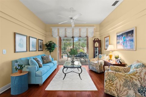 Casa en venta en Tampa, Florida, 4 dormitorios, 229.84 m2 № 1303712 - foto 9