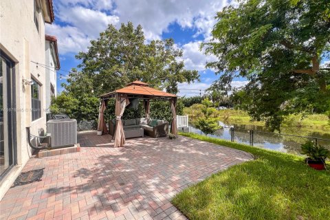 Villa ou maison à vendre à Miramar, Floride: 3 chambres, 193.24 m2 № 1401723 - photo 27