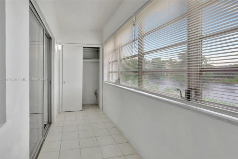 Condominio en venta en Miami Gardens, Florida, 1 dormitorio, 66.43 m2 № 1401681 - foto 21