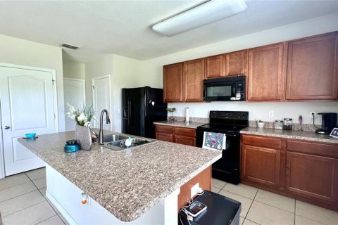 Casa en venta en Davenport, Florida, 4 dormitorios, 221.11 m2 № 1314453 - foto 27