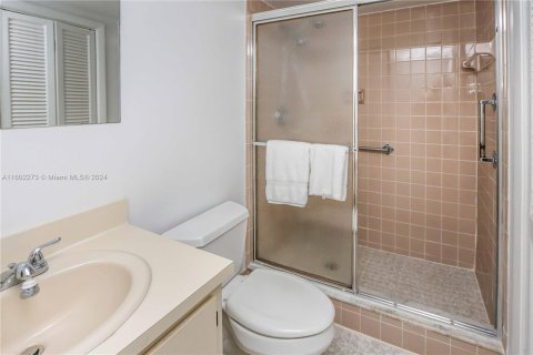 Condominio en venta en Dania Beach, Florida, 2 dormitorios, 110.55 m2 № 1222940 - foto 22