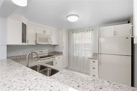 Condominio en venta en Dania Beach, Florida, 2 dormitorios, 110.55 m2 № 1222940 - foto 10