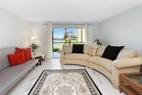 Condominio en venta en Dania Beach, Florida, 2 dormitorios, 110.55 m2 № 1222940 - foto 4