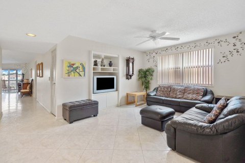 Copropriété à vendre à Tamarac, Floride: 3 chambres, 159.98 m2 № 724854 - photo 22