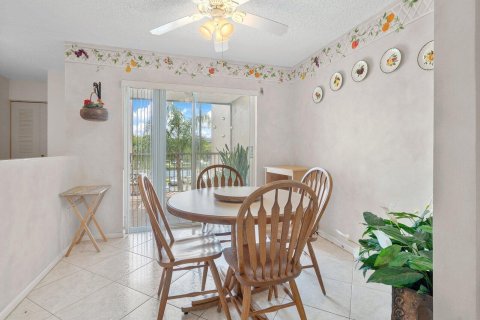 Copropriété à vendre à Tamarac, Floride: 3 chambres, 159.98 m2 № 724854 - photo 23