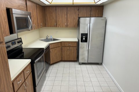 Condominio en venta en Coral Gables, Florida, 2 dormitorios, 104.89 m2 № 1147293 - foto 30