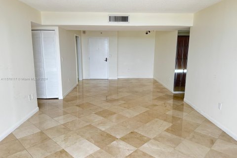 Copropriété à vendre à Coral Gables, Floride: 2 chambres, 104.89 m2 № 1147293 - photo 20