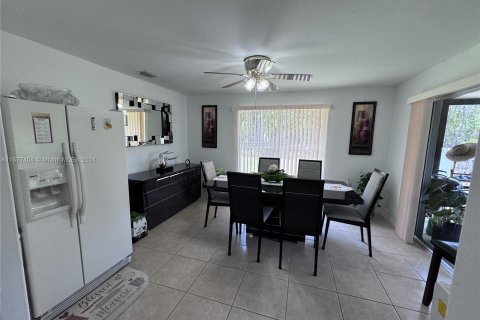 Villa ou maison à vendre à Naples, Floride: 3 chambres, 151.06 m2 № 1147332 - photo 20