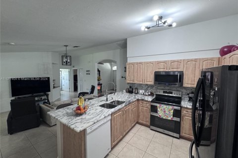Casa en venta en Naples, Florida, 3 dormitorios, 151.06 m2 № 1147332 - foto 16