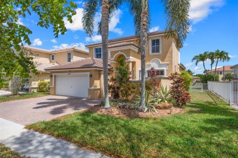 Casa en venta en Miramar, Florida, 4 dormitorios, 216.09 m2 № 1128679 - foto 1