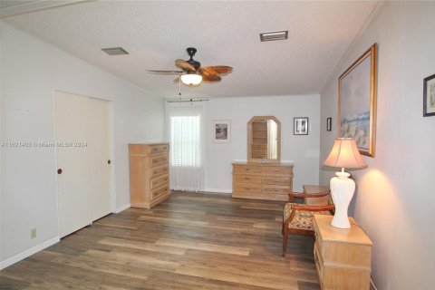 House in Okeechobee, Florida 2 bedrooms, 129.32 sq.m. № 1242026 - photo 29