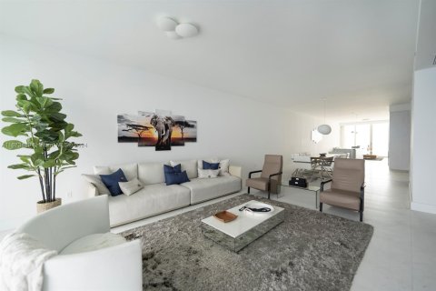 Condominio en venta en Sunny Isles Beach, Florida, 3 dormitorios, 233.28 m2 № 1399974 - foto 1