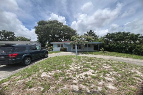 House in Hollywood, Florida 3 bedrooms, 113.15 sq.m. № 1231318 - photo 18