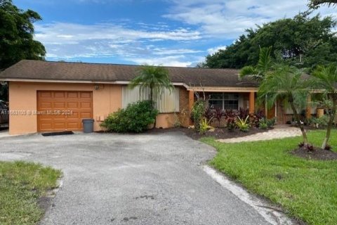 Villa ou maison à vendre à Lake Worth, Floride: 3 chambres, 136.94 m2 № 1372734 - photo 1