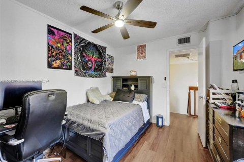 Adosado en venta en Lake Worth, Florida, 3 dormitorios, 140.65 m2 № 1002408 - foto 15