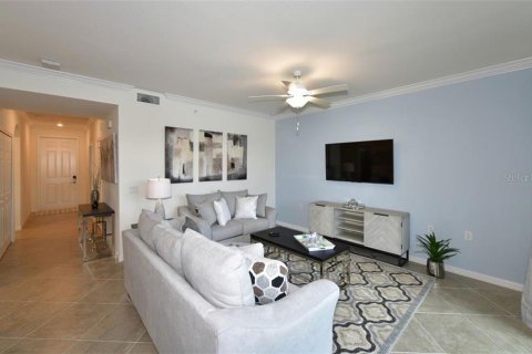 Condominio en alquiler en Lakewood Ranch, Florida, 2 dormitorios, 116.78 m2 № 213323 - foto 8