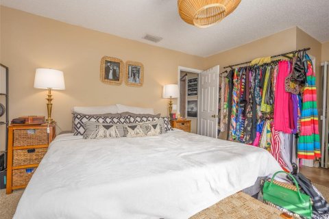 Condo in Orlando, Florida, 2 bedrooms  № 1401950 - photo 18