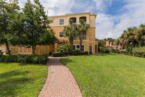 Condominio en venta en Palm Coast, Florida, 3 dormitorios, 187.11 m2 № 1368420 - foto 2