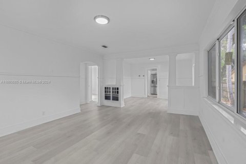 Villa ou maison à vendre à Miami, Floride: 3 chambres, 114.27 m2 № 1365430 - photo 7