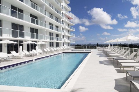 Apartment in BALTUS HOUSE in Miami, Florida 1 bedroom, 59 sq.m. № 60533 - photo 1