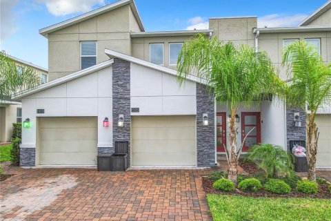 Copropriété à vendre à Davenport, Floride: 3 chambres, 166.02 m2 № 1108004 - photo 2