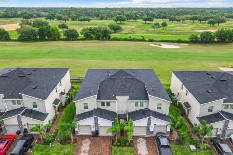 Copropriété à vendre à Davenport, Floride: 3 chambres, 166.02 m2 № 1108004 - photo 1