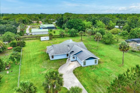 Villa ou maison à vendre à West Palm Beach, Floride: 4 chambres, 231.14 m2 № 1228691 - photo 1