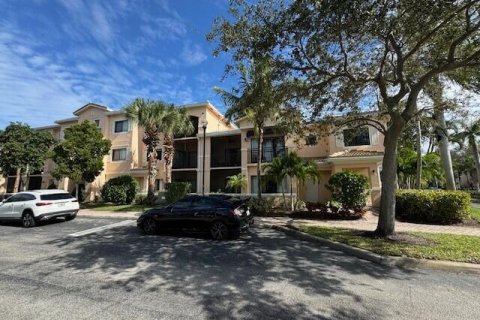 Condo in Palm Beach Gardens, Florida, 2 bedrooms  № 954481 - photo 7