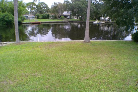 House in Tampa, Florida 3 bedrooms, 140.65 sq.m. № 1364558 - photo 22