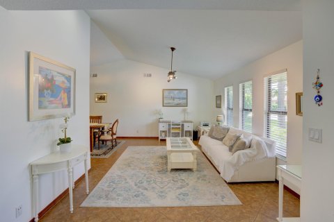 Villa ou maison à vendre à Juno Beach, Floride: 3 chambres, 204.2 m2 № 786416 - photo 2