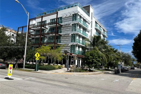 Condo in Miami Beach, Florida, 1 bedroom  № 830151 - photo 9