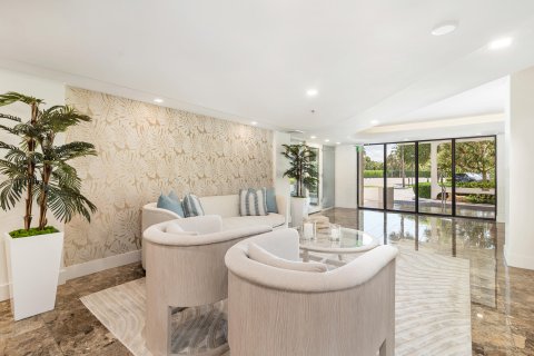 Copropriété à vendre à Palm Beach, Floride: 2 chambres, 199.28 m2 № 1223314 - photo 6