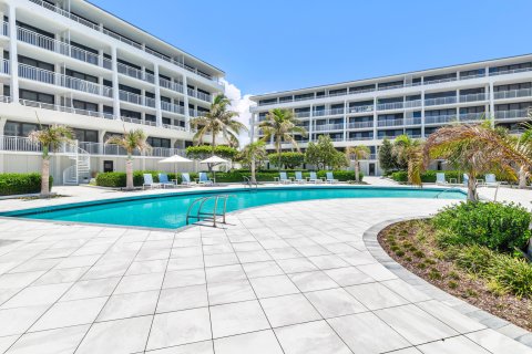 Copropriété à vendre à Palm Beach, Floride: 2 chambres, 199.28 m2 № 1223314 - photo 18