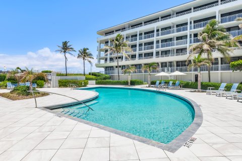 Copropriété à vendre à Palm Beach, Floride: 2 chambres, 199.28 m2 № 1223314 - photo 19