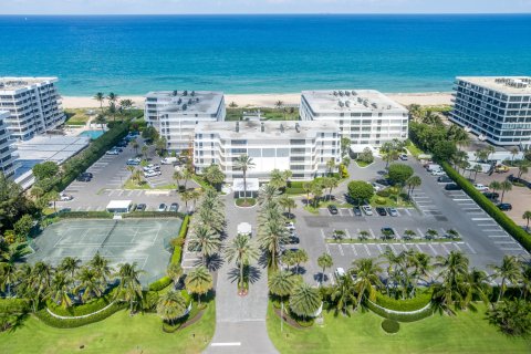 Copropriété à vendre à Palm Beach, Floride: 2 chambres, 199.28 m2 № 1223314 - photo 2