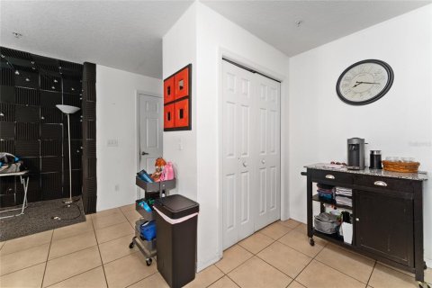 Copropriété à vendre à Orlando, Floride: 2 chambres, 121.05 m2 № 1301873 - photo 4