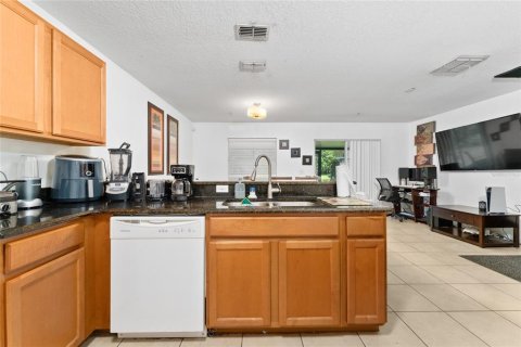 Copropriété à vendre à Orlando, Floride: 2 chambres, 121.05 m2 № 1301873 - photo 5