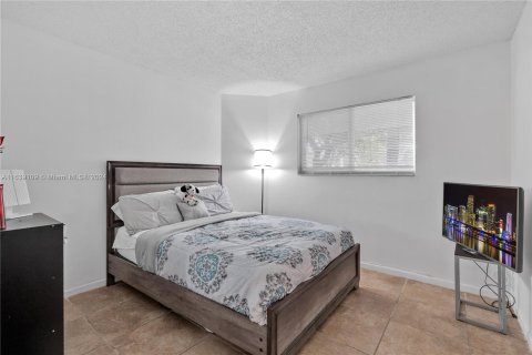 Copropriété à vendre à Oakland Park, Floride: 2 chambres, 94.76 m2 № 1311053 - photo 18