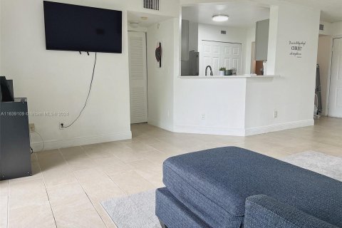 Copropriété à vendre à Oakland Park, Floride: 2 chambres, 94.76 m2 № 1311053 - photo 6