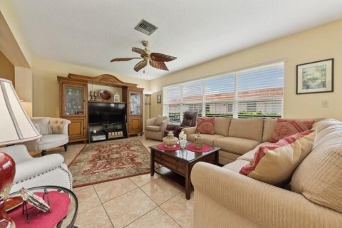 House in West Palm Beach, Florida 2 bedrooms, 123 sq.m. № 1139341 - photo 8