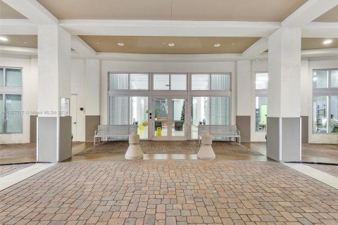 Copropriété à vendre à Miami, Floride: 2 chambres, 106.84 m2 № 1383148 - photo 30