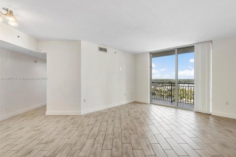 Condo in Miami, Florida, 2 bedrooms  № 1383148 - photo 7