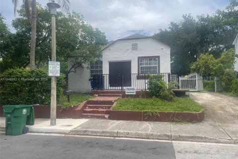 Casa en venta en Miami, Florida, 3 dormitorios, 182.55 m2 № 1370933 - foto 5