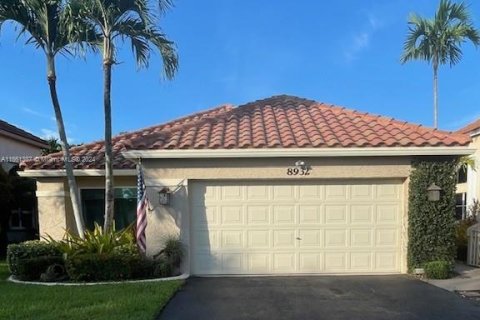 Casa en venta en Davie, Florida, 3 dormitorios, 158.77 m2 № 1370934 - foto 1