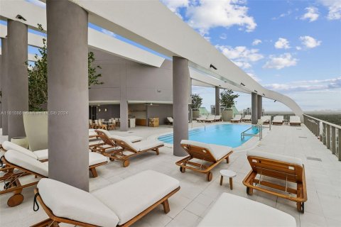 Condominio en venta en Miami, Florida, 2 dormitorios, 100.98 m2 № 1233036 - foto 27