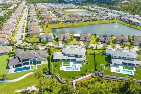 Casa en venta en Orlando, Florida, 7 dormitorios, 625.79 m2 № 870083 - foto 10