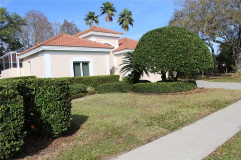 Villa ou maison à louer à Bradenton, Floride: 3 chambres, 194.07 m2 № 1369775 - photo 2